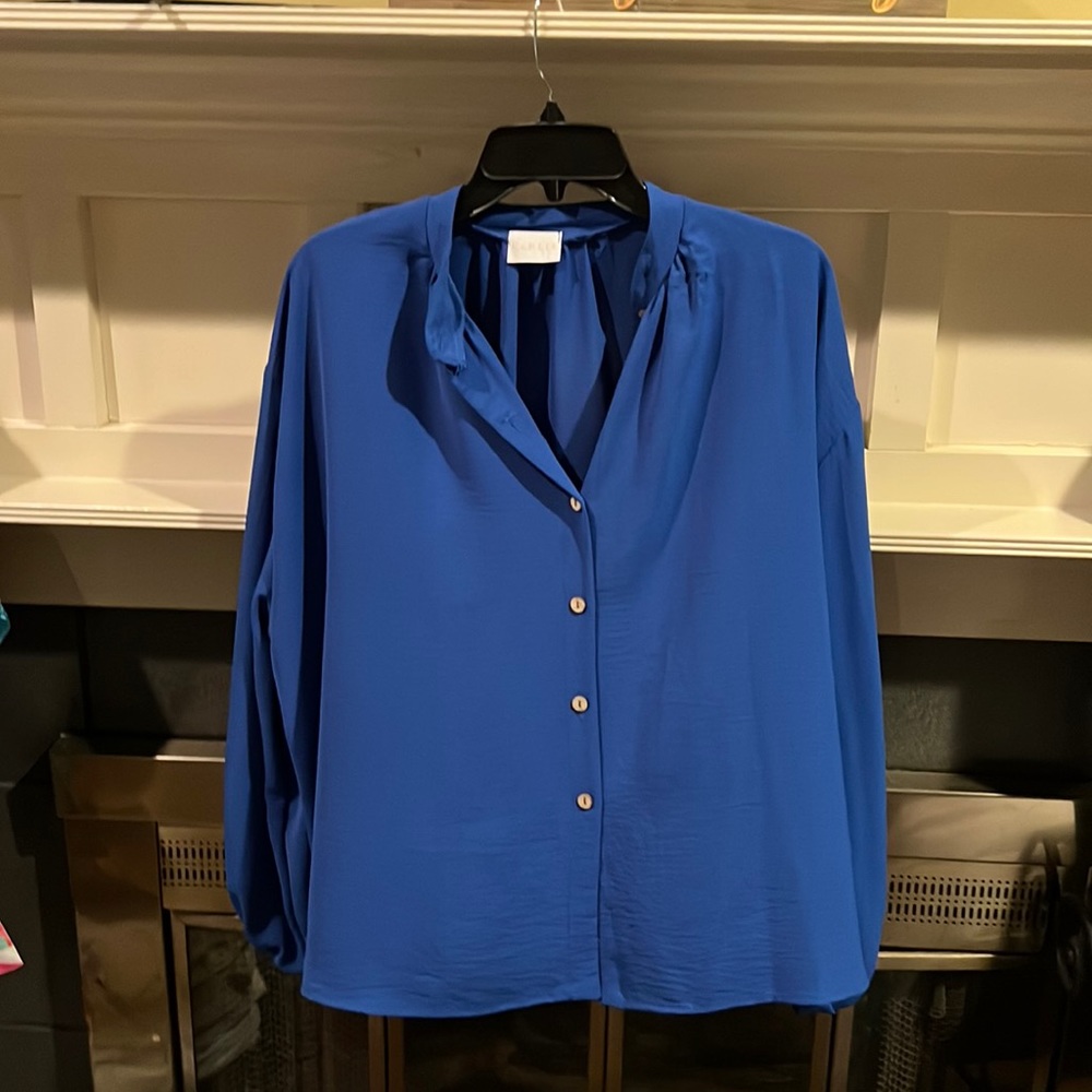 Karlie top size large